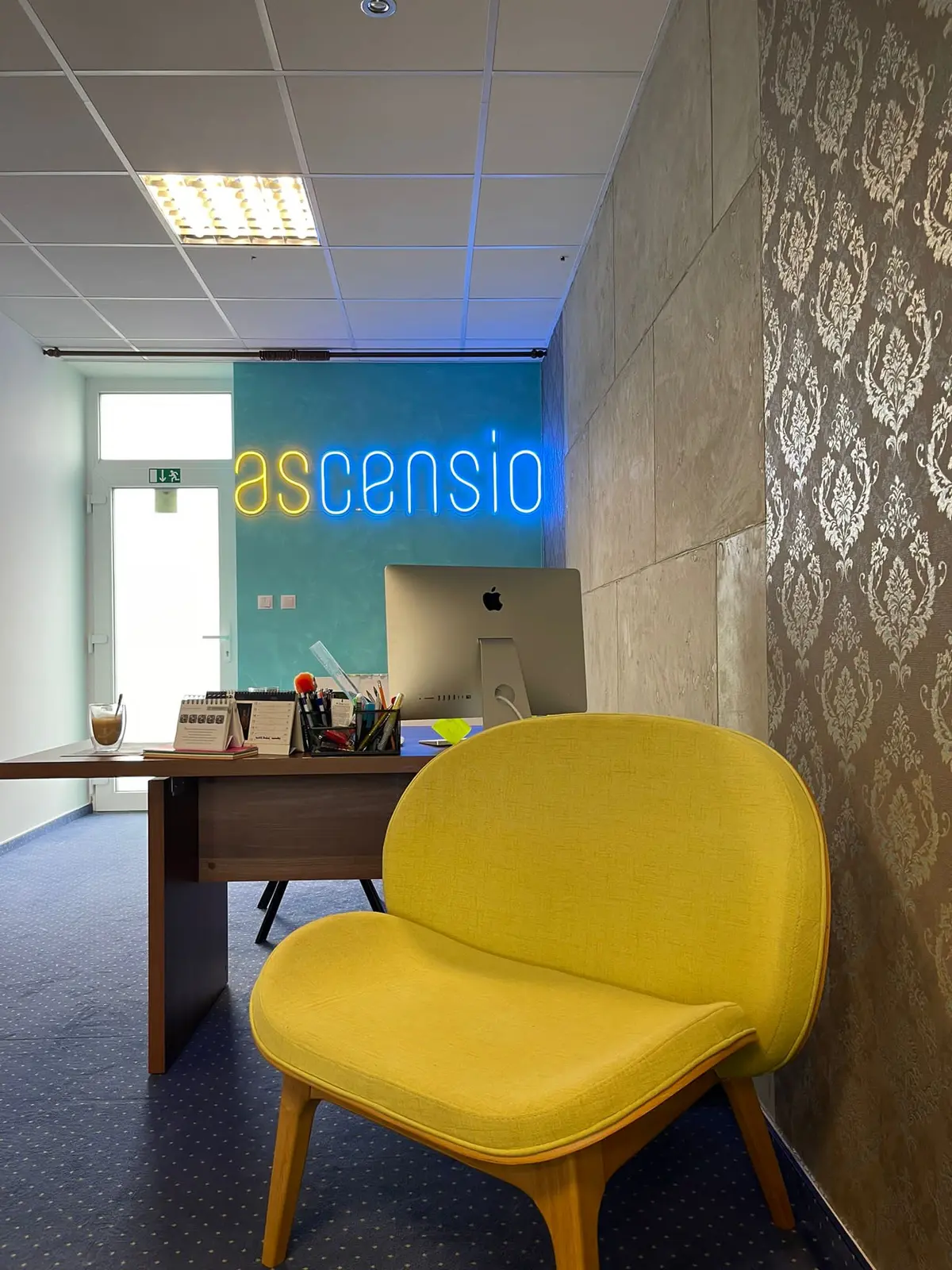 Neon Ascensio – Projekt von Neonworld