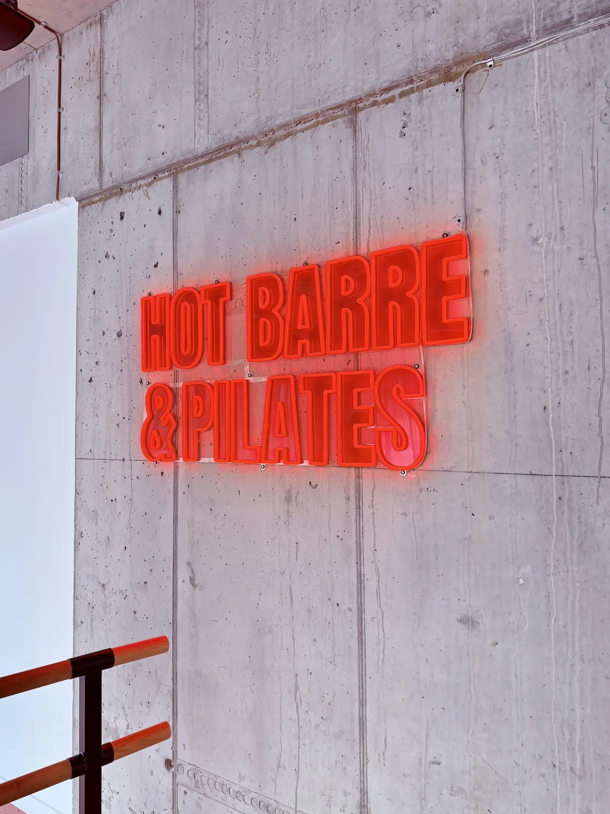 Neon Hot Barre & Pilates – Projekt von Neonworld