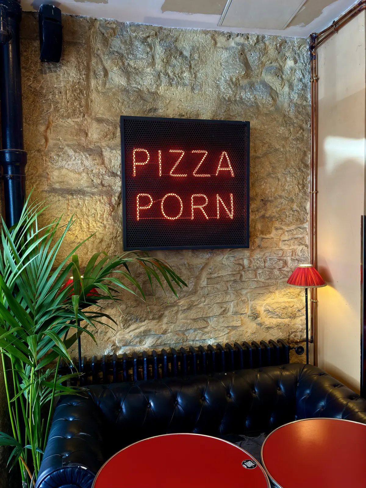 Neon Pizza Porn – Projekt von Neonworld